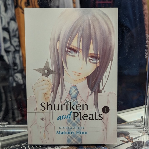 Shuriken and Pleats Vol. 1 by Matsuri Hino
