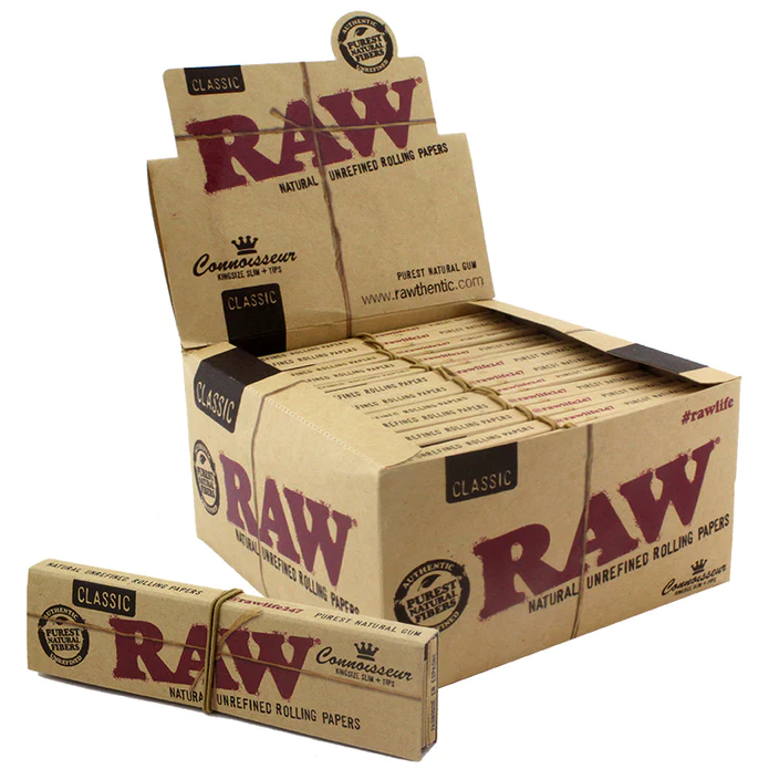 RAW Classic Connoisseur King Size Rolling Paper + Tips